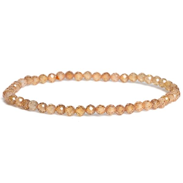 Kark�t� kubikus cirkon vil�gosbarna csiszolt 4 mm