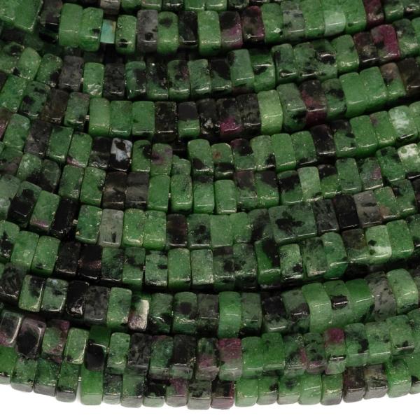 Rubin-zoizit gy�ngy�k 2�4 mm n�gyzetek f�lhossz� zsin�r