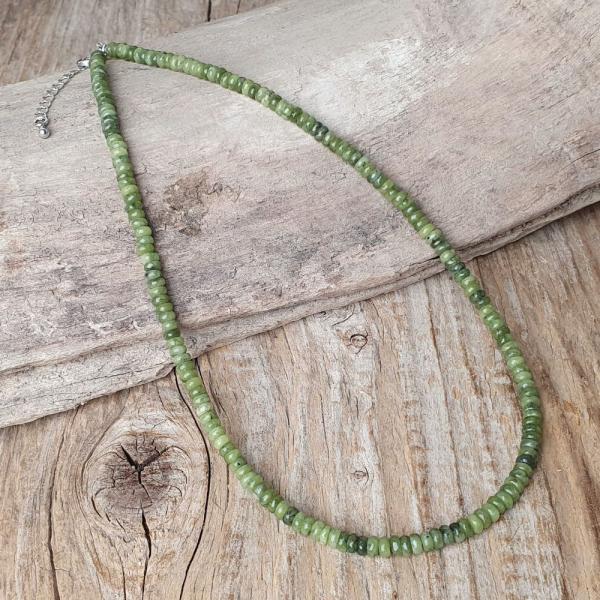 Choker nyaklnc rondell 4x2 mm Jadeit Taiwan