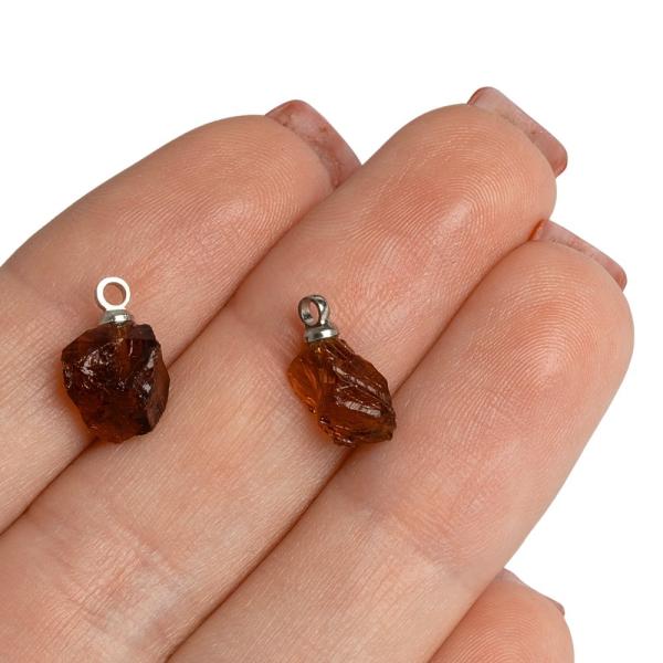 3107-Hessonit-surovy-miniprivesok-so-striebornym-ockom-z-nerezovej-ocele-2