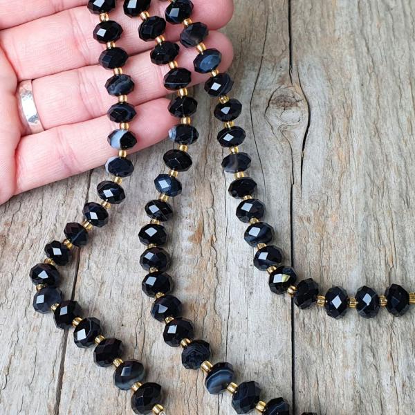 koralky-z-mineralu-achat-krajkovy-cierny-6x10mm-brusene-rondelky-fazetovane-leskle-cierno