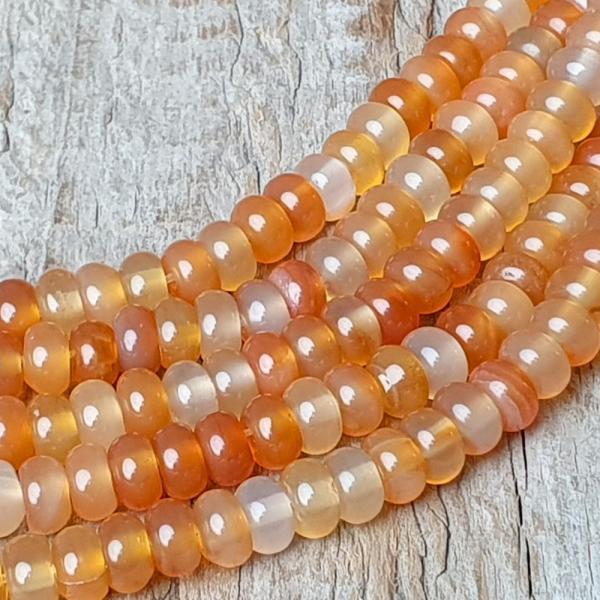 Vilgos karneol gyngyk 4x6 mm vastag rondell flhosz zsinr