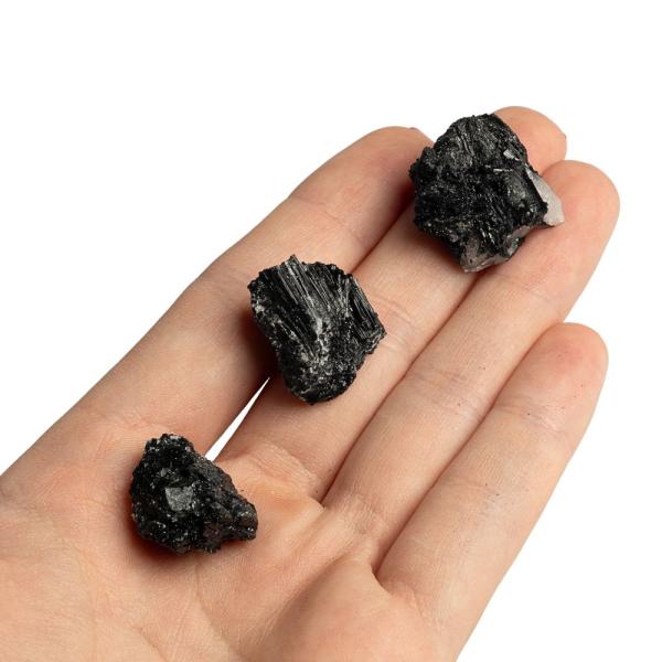 3636-turmalin-cierny-surovy-dekoracny-kamen-2