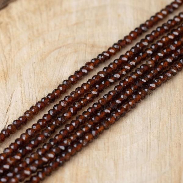 prirodny-granat-koralky-brusene-3x2mm-rondelky