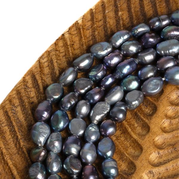 Teny�sztett gy�ngy gy�ngy�k 7-8 mm hosszabb s�t�t kevert sz�nek zsin�r