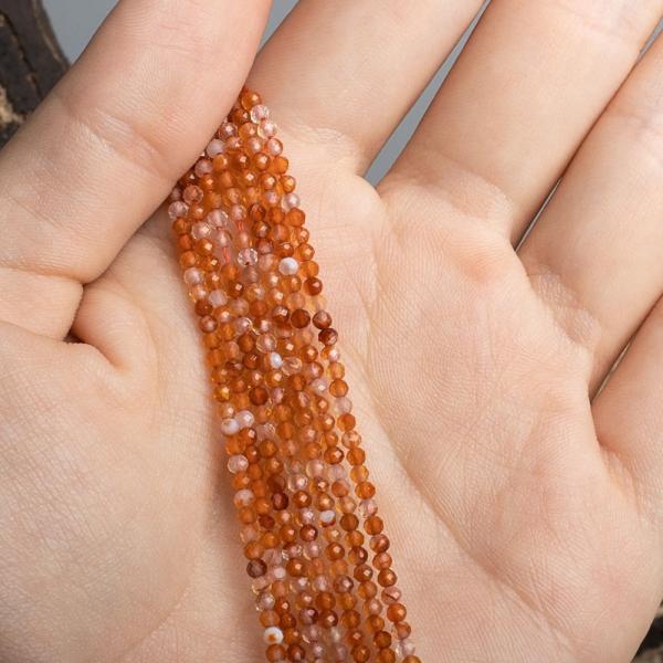 karneol-koralky-2,5mm-brusene-snura-2 karneol-koralky-2,5mm-brusene-snura-2