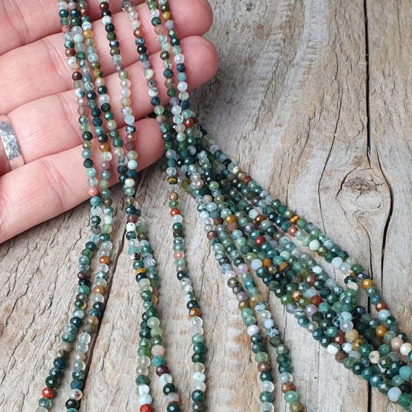 koralky-z-prirodneho-mineralu-achat-indicky-3mm-brusene-leskle-zelene-goralky-na-naramky