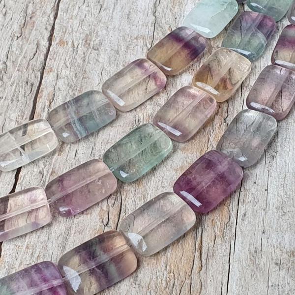 Fluorit gyngyk 10x14 mm tglalapok flhossz zsinr