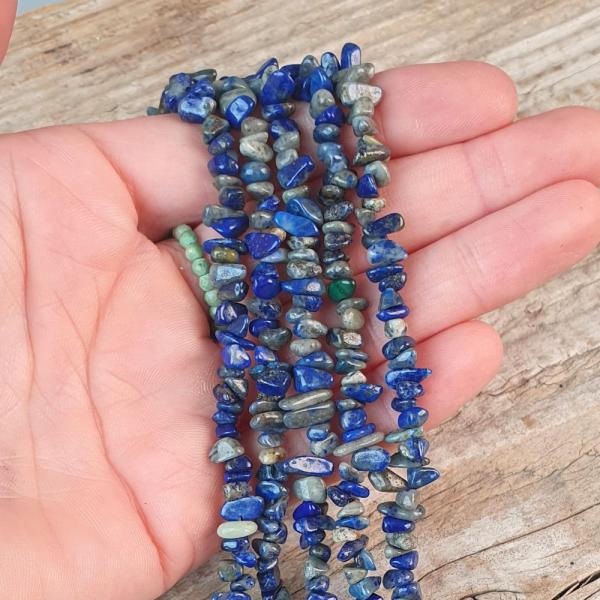 koralky-lapis-lazuli-mini-zlomky-lazurit