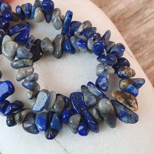 koralky-lapis-lazuli-zlomky-lazurit-koralky-mini-velkost