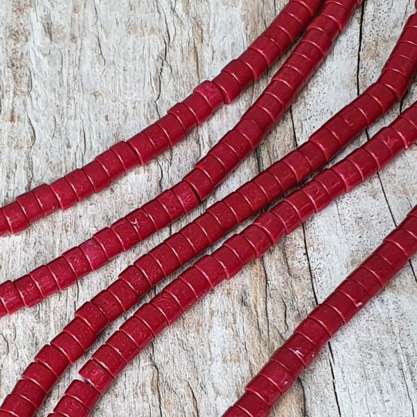 Trkiz szintetikus piros gyngyk 4x2 mm heishi kztes gyngy flzsinr