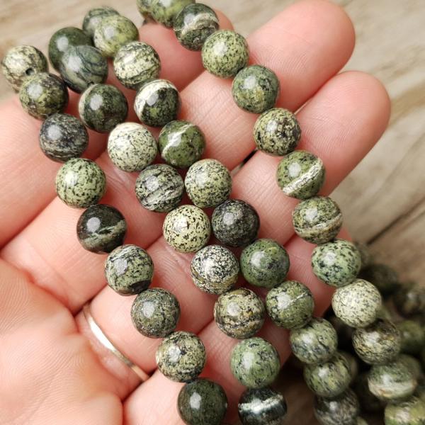 zelene-koralky-z-jaspisu-green-zebra-8mm-leskle-hladke-s-kresbou-na-naramky-nahrdelnik