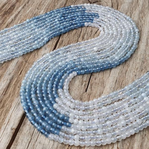 koralky-z-prirodneho-akvamarinu-3mm-multicolor-mix-odtienov-modre-belase-biele-leskle-hlad