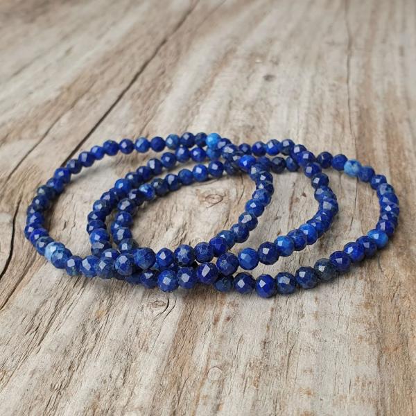 Karkt lpis lazuli csiszolt 4 mm