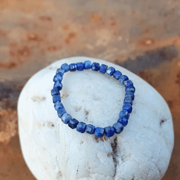 prsten-elasticky-z-lapisu-lazuli-minikocky